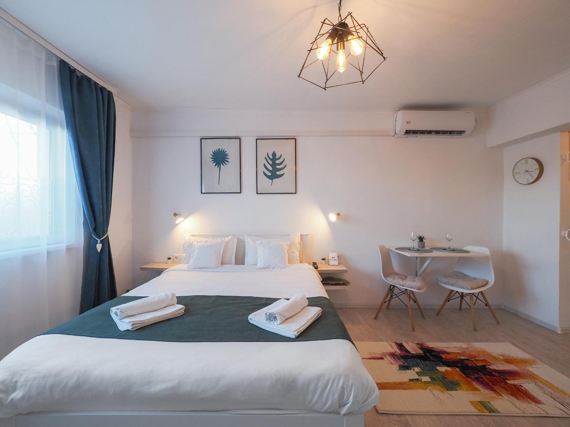 Holiday Studio Sibiu - Central, Cozy & Self Check-In Exterior photo